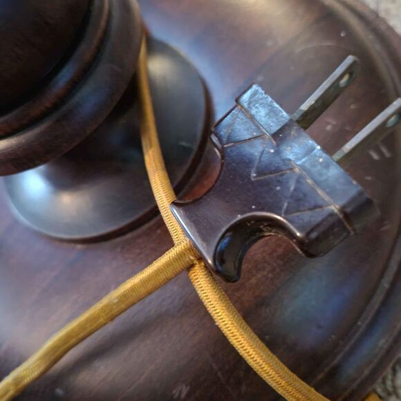 Mid 20th Century 23" Wooden and Brass Lamp - Picture 10 of 10